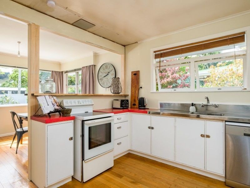15 Tukura Road, Inner Kaiti, Gisborne - Carousel 2