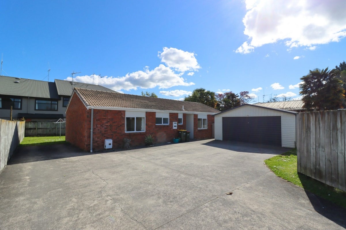 13A Peachgrove Road, Hamilton East, Hamilton - Carousel 15