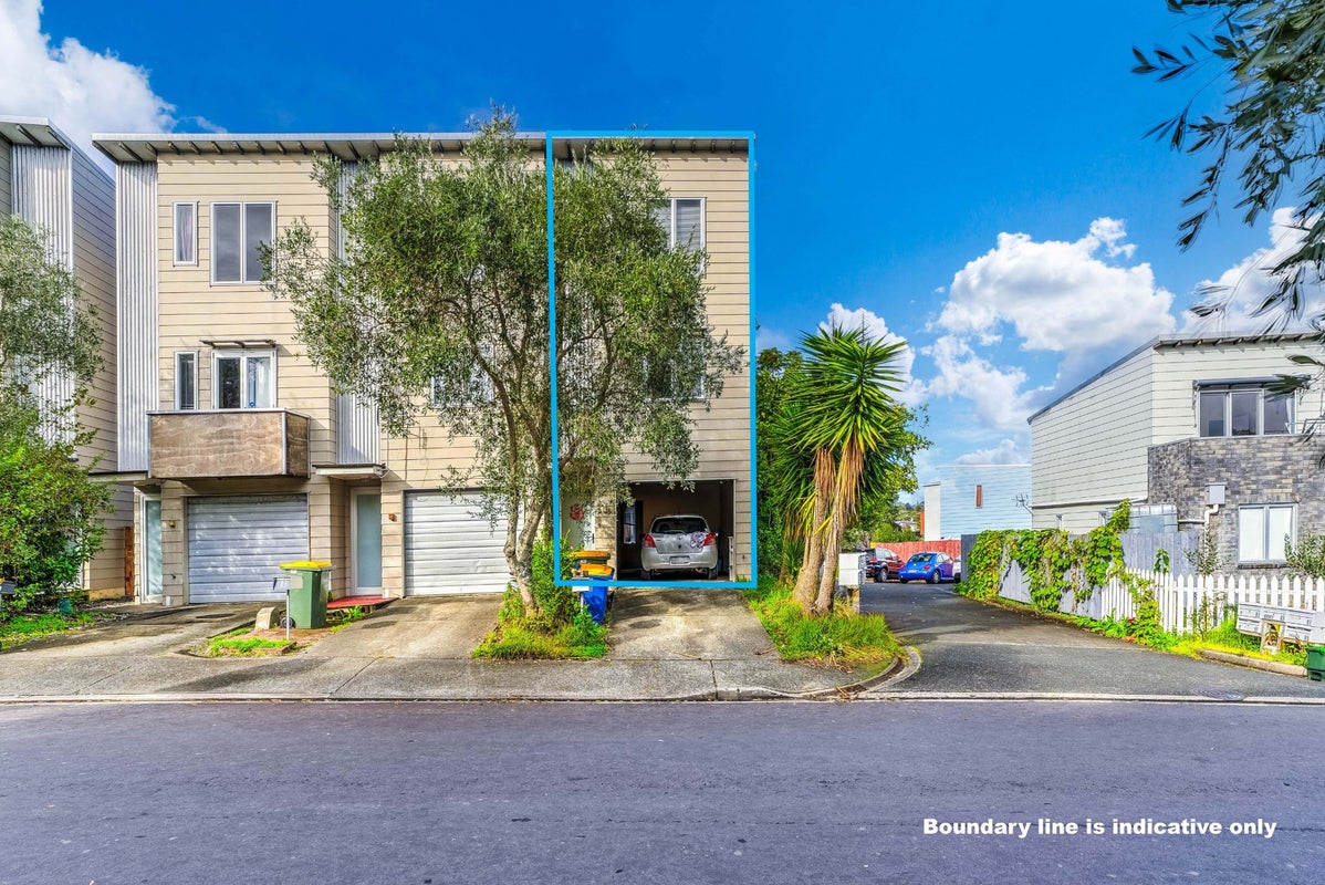 101 Albionvale Road, Glen Eden, Auckland - Carousel 1
