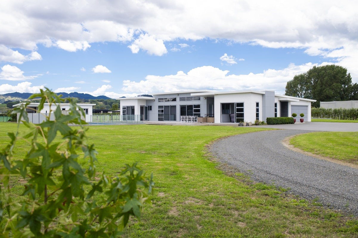 547 Nelson Road, Lytton West, Gisborne - Carousel 1