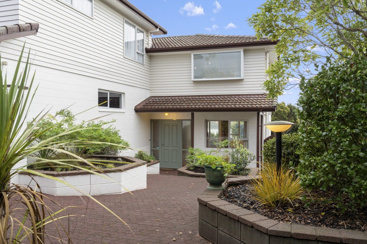 80 Tweed Road, Papakowhai, Porirua - Carousel 2