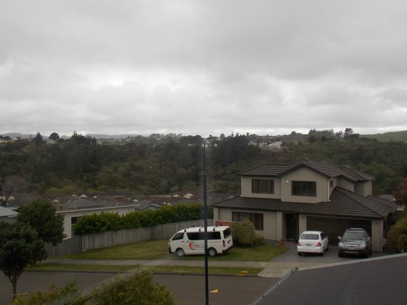 8 Tongariro Drive, Aotea, Porirua - Carousel 20