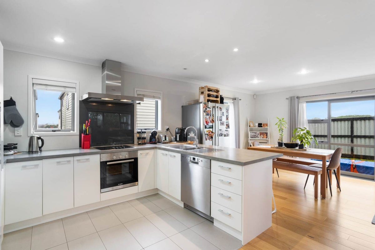 189 Wallace Road, Mangere Bridge, Auckland - Carousel 2