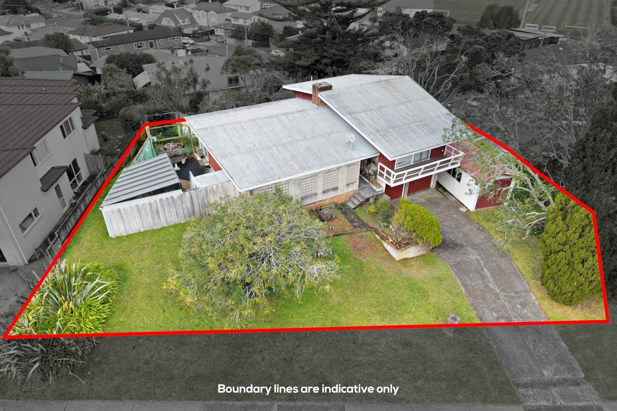 1 Kennedy Avenue, Forrest Hill, Auckland - Carousel 1
