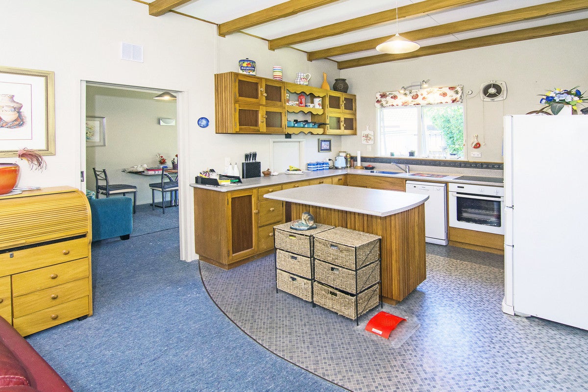 6 Totara Street, Lansdowne, Masterton - Carousel 2
