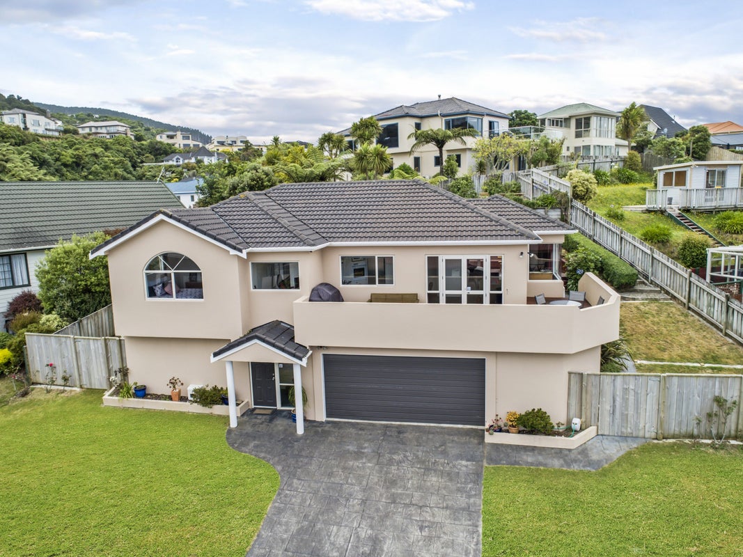 66 Redvers Drive, Belmont, Lower Hutt - Carousel 1