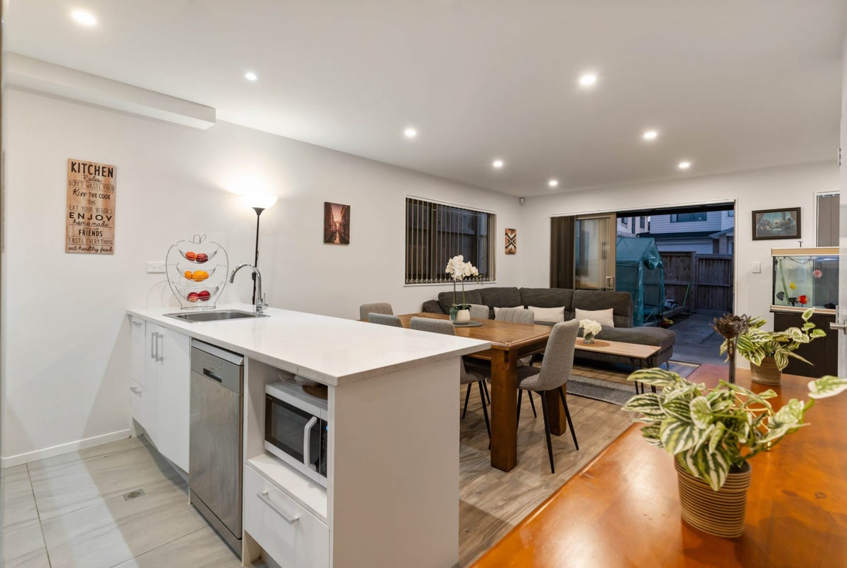89 Thomas Road, Flat Bush, Auckland - Carousel 2