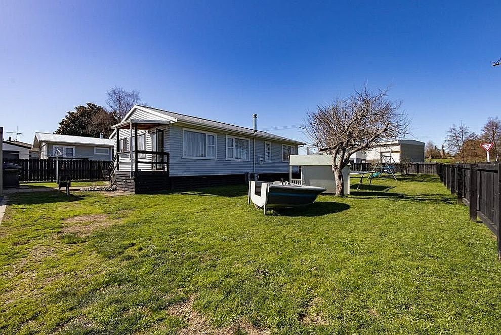 36 Golf Street, Putaruru - Carousel 1