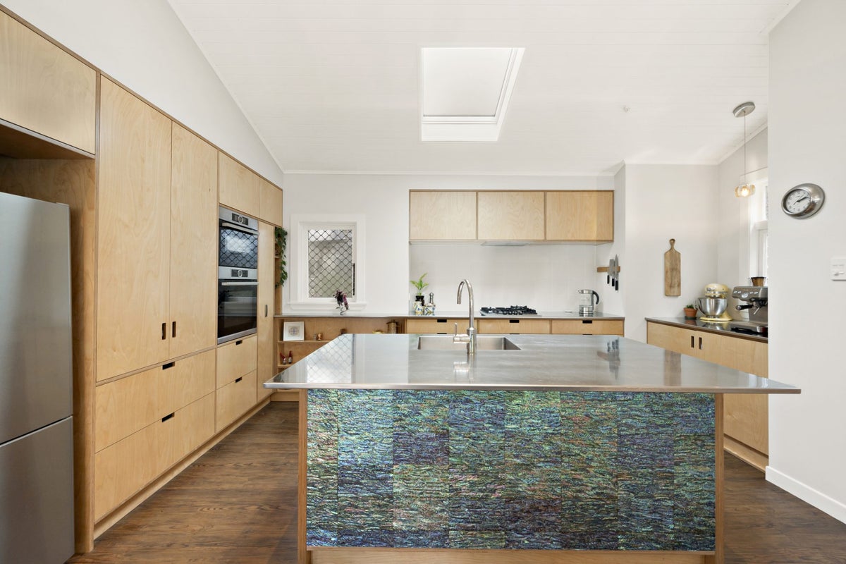 3 Tyne Street, Island Bay, Wellington - Carousel 18
