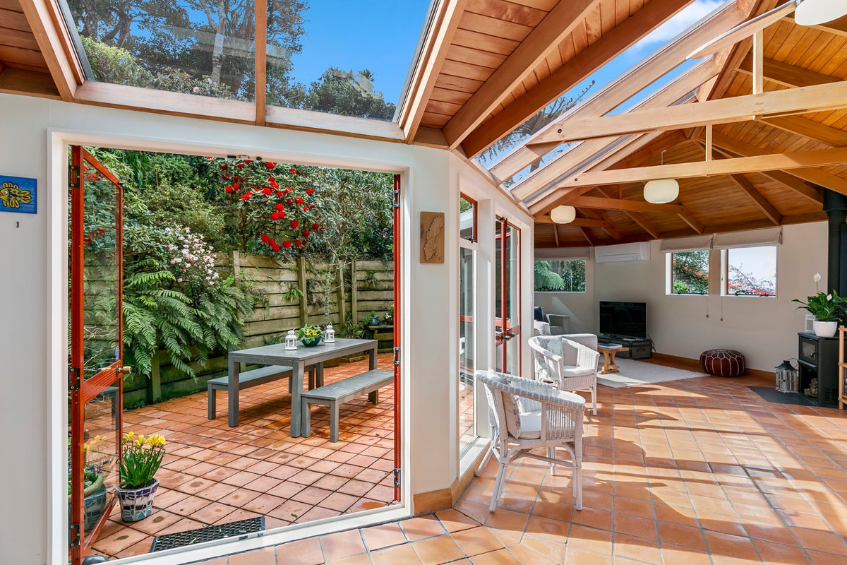 70 Hatton Street, Karori, Wellington - Carousel 1