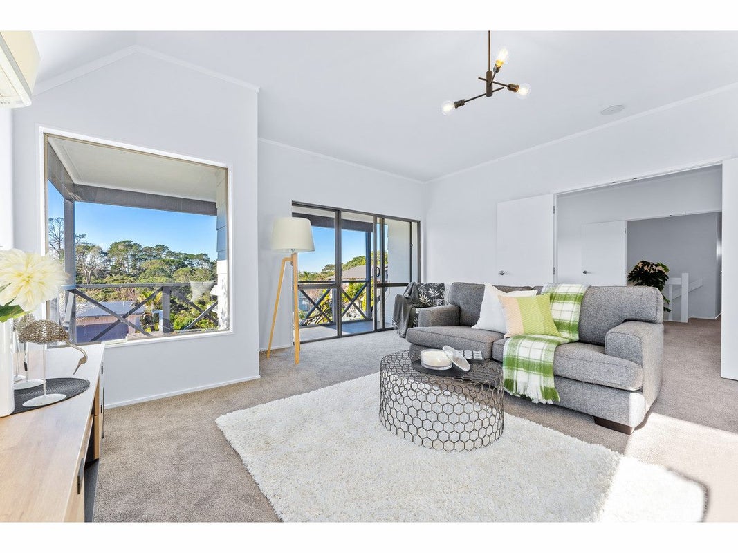 74 Porritt Avenue, Chatswood, Auckland - Carousel 2