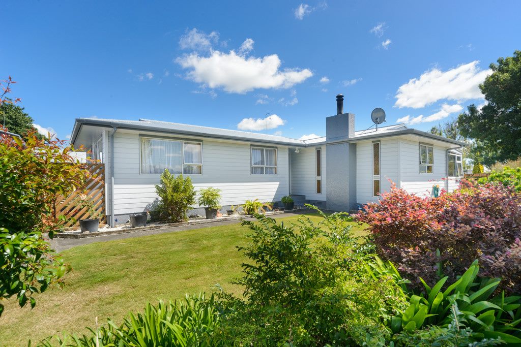 10 Forbes Place, Kelvin Grove, Palmerston North - Carousel 26