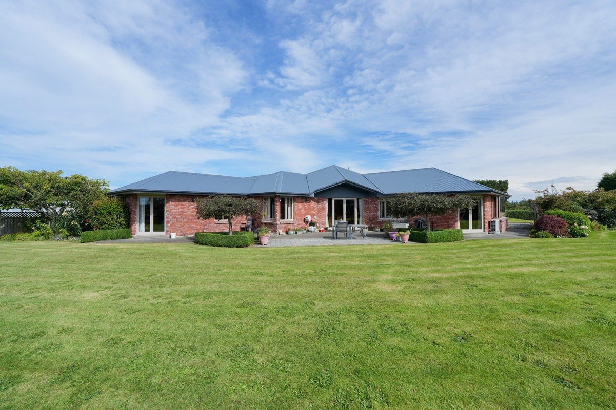 44 Short Road, West Plains, Invercargill - Carousel 1