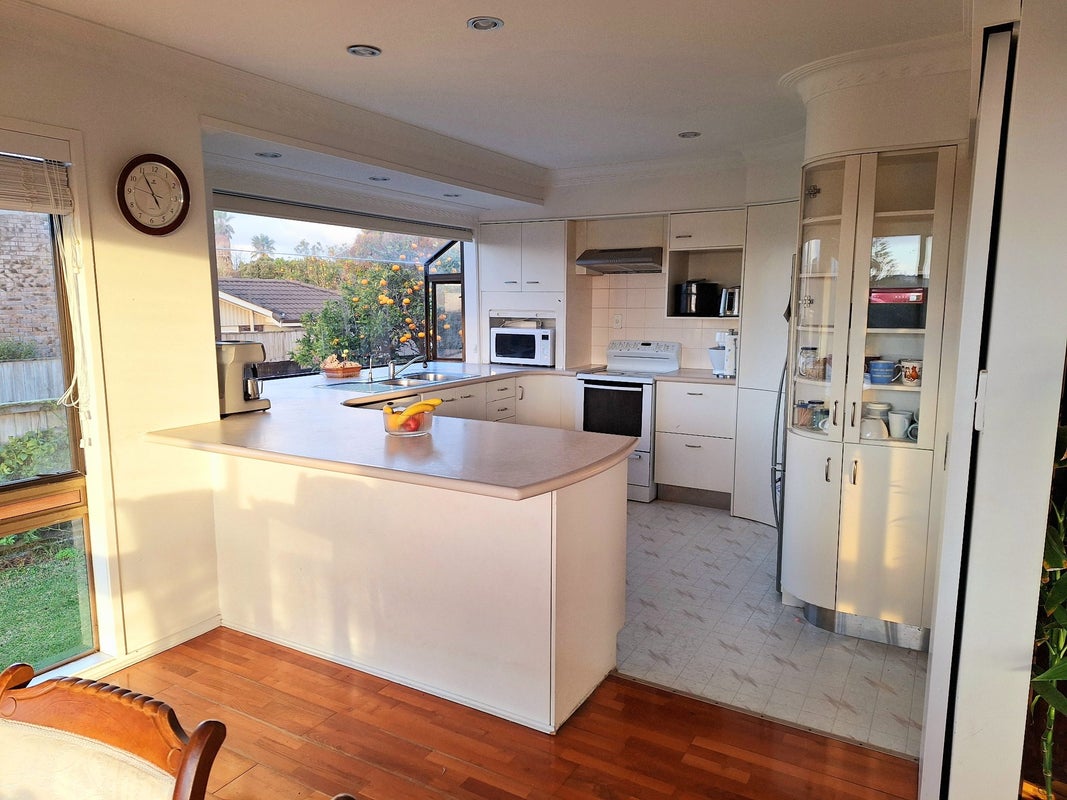 35 Fratley Avenue, Farm Cove, Auckland - Carousel 2