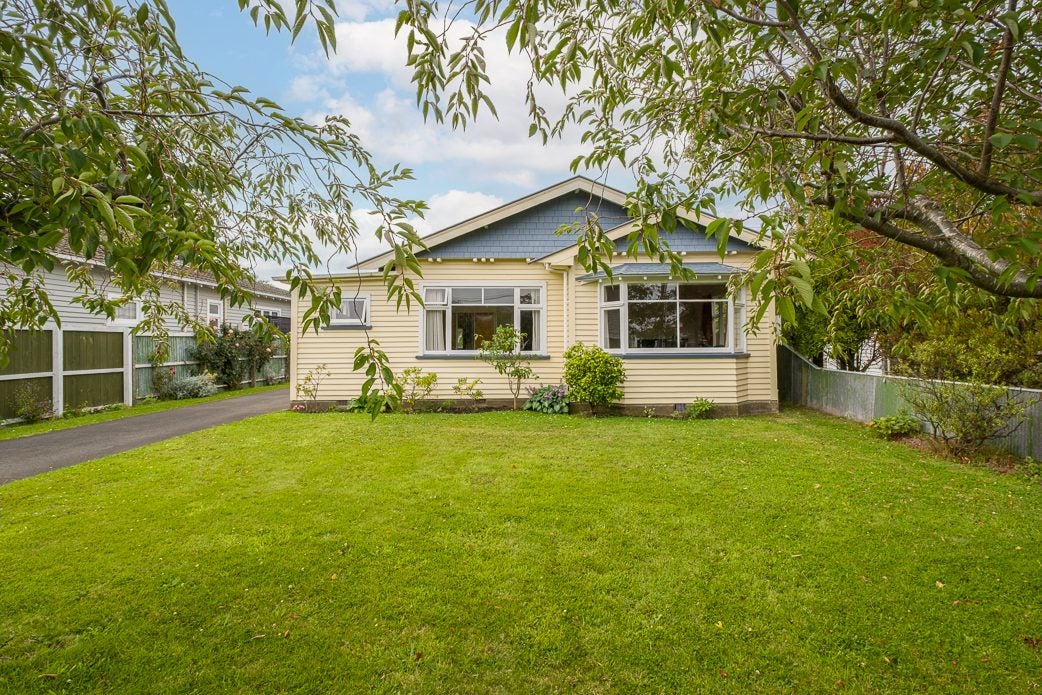 65 Martin Avenue, Beckenham, Christchurch - Carousel 1