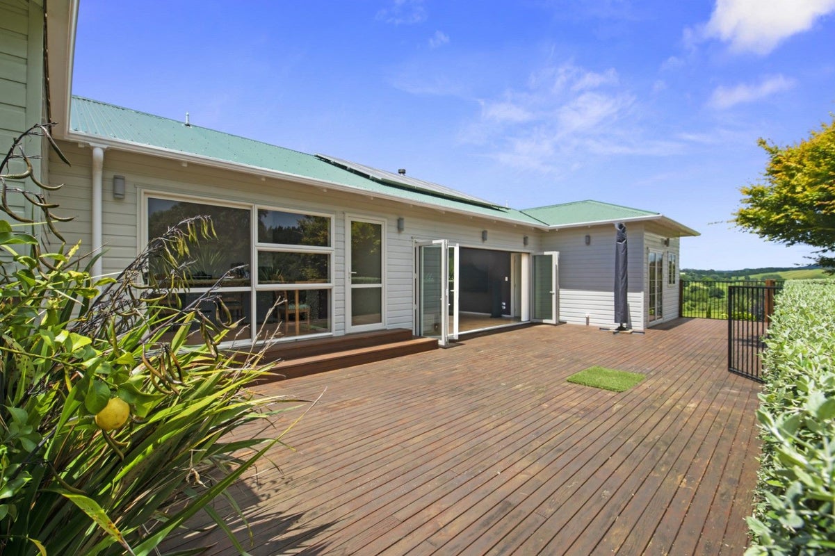 386 Whitehall Road, Karapiro, Cambridge - Carousel 1