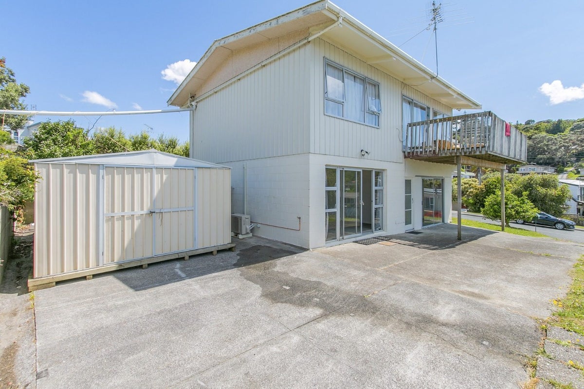 3 Capitol Road, Matakatia, Whangaparaoa - Carousel 1