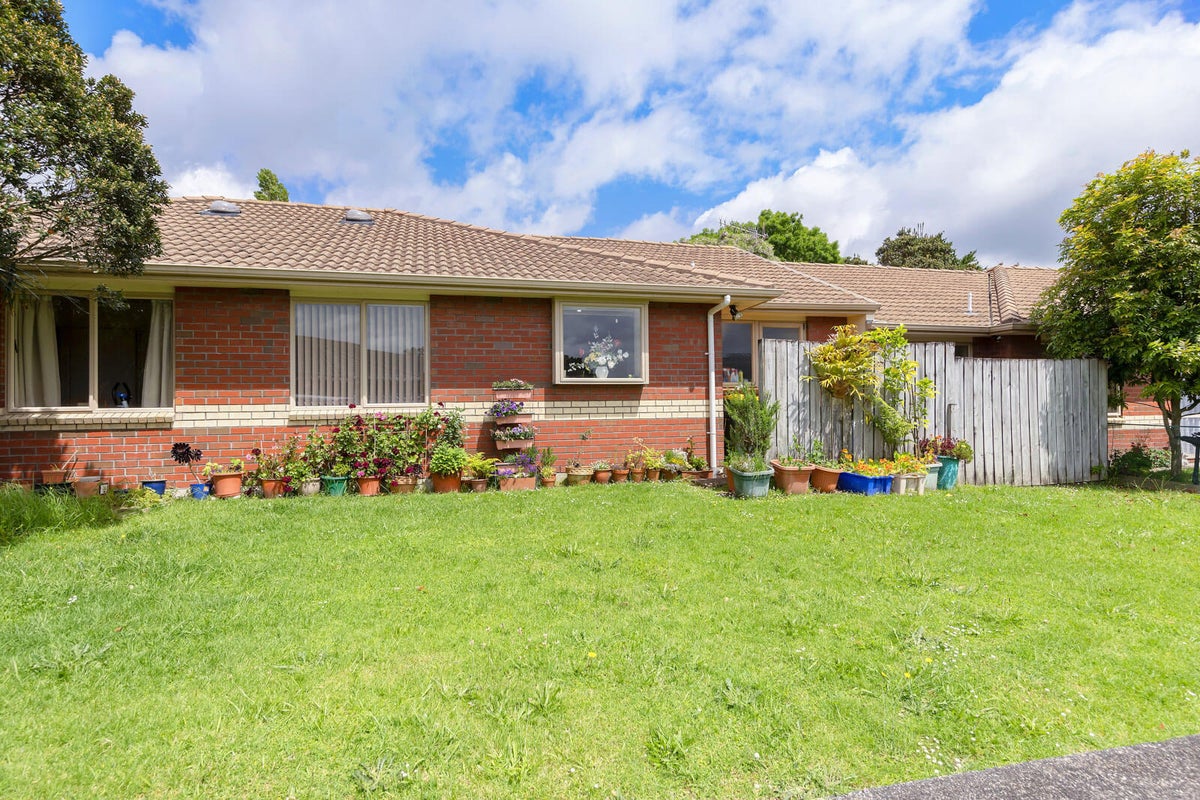 17/379 Swanson Road, Ranui, Auckland - Carousel 2