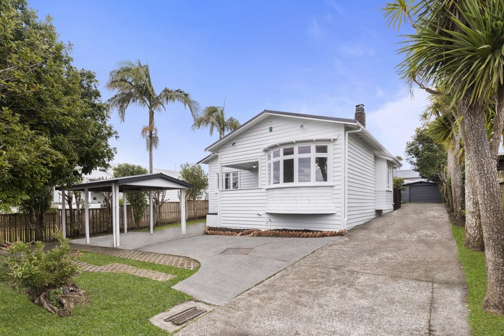 107 Rockfield Road, Penrose, Auckland - Carousel 1