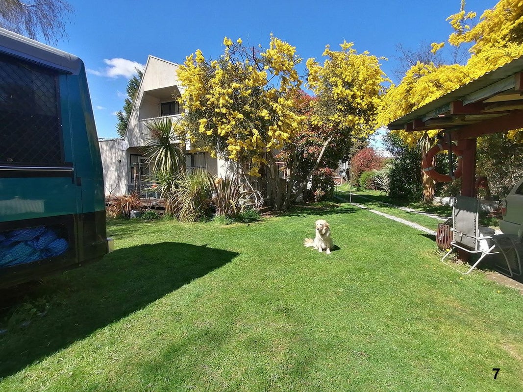 12 Frye Crescent, Albert Town, Wanaka - Carousel 1