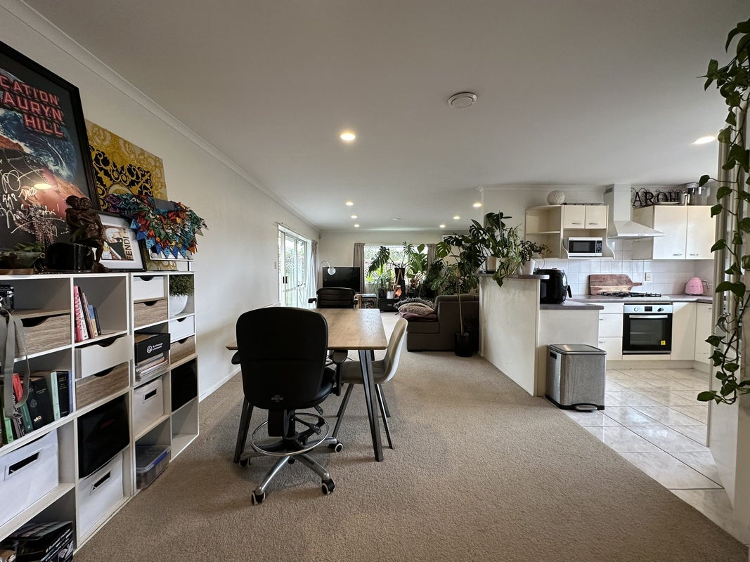 2/18 Woodbine Avenue, Greenlane, Auckland - Carousel 2