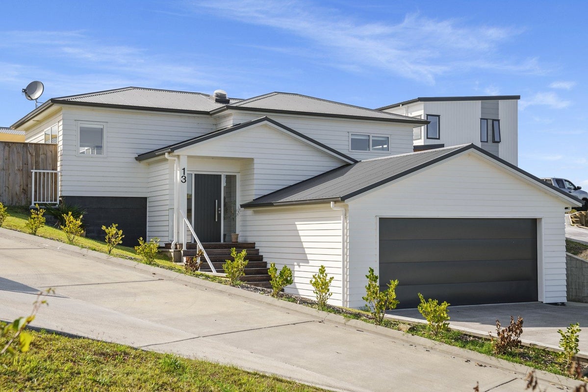 13 Karanema Place, Coastlands, Whakatane - Carousel 1