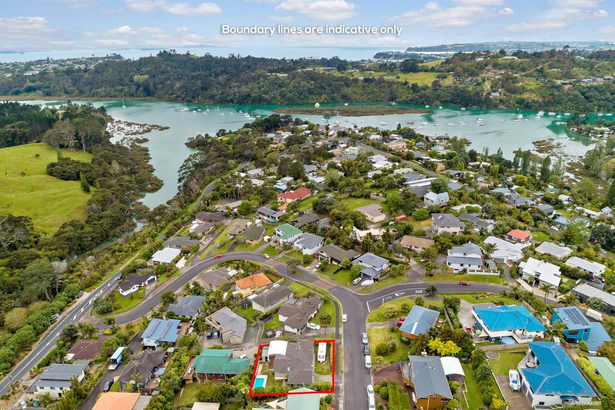 28 Coastal Heights, Stillwater, Silverdale - Carousel 2