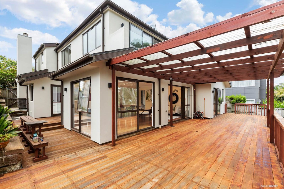 38 Pin Oak Drive, Schnapper Rock, Auckland - Carousel 2