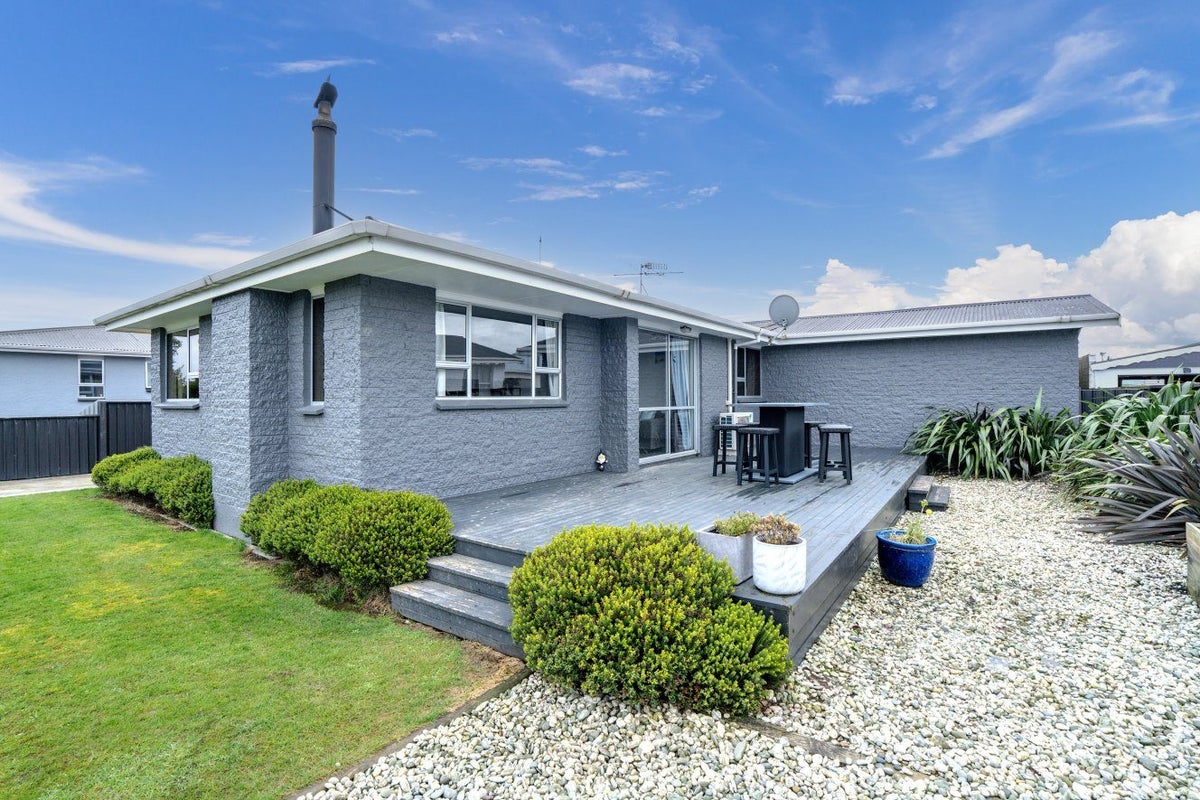 16 Baxter Street, Grasmere, Invercargill - Carousel 1