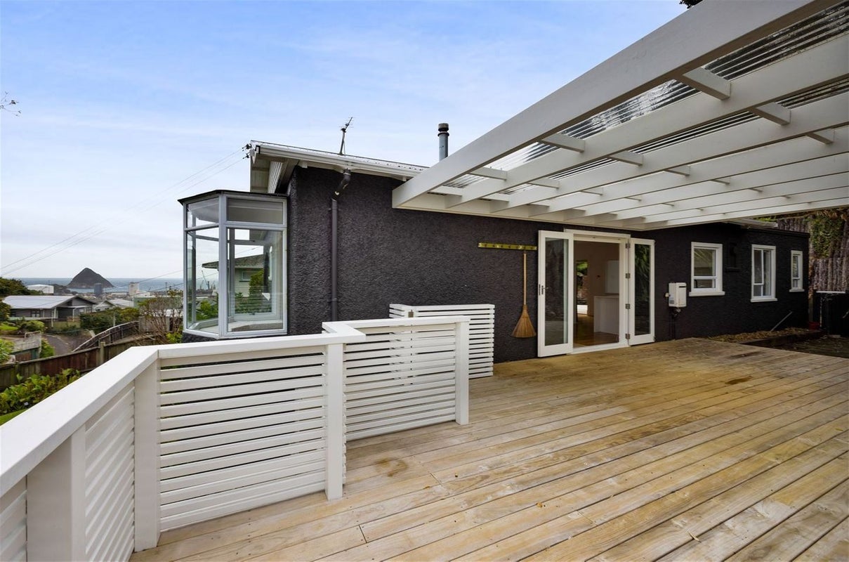 65 Pioneer Road, Moturoa, New Plymouth - Carousel 1