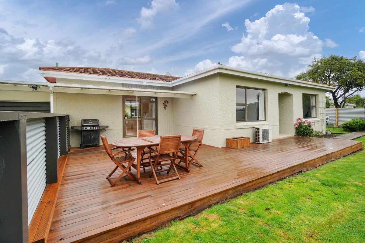 24 Conyers Street, Georgetown, Invercargill - Carousel 1