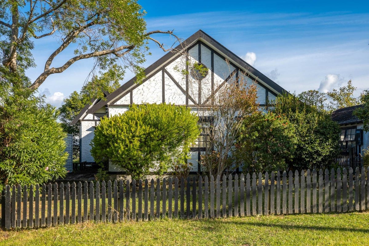 5 Burrell Road Extension, Oneroa, Waiheke Island - Carousel 2