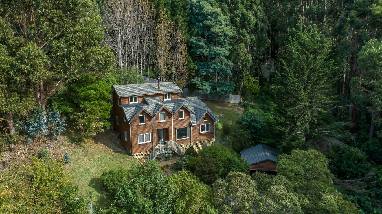 8 Glas Brae, Governors Bay, Lyttelton - Carousel 1