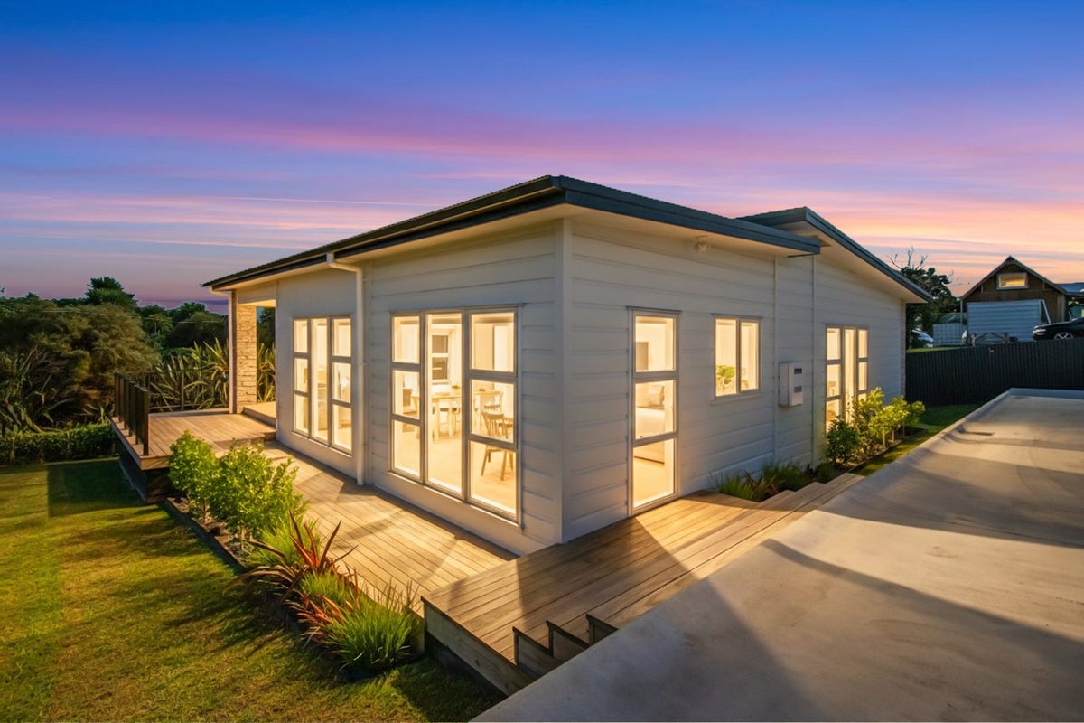 14a Corks Road, Kamo, Whangarei, Northland - Carousel 11