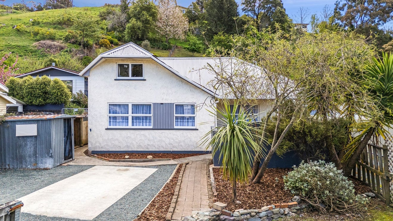 40 Emano Street, Toi Toi, Nelson - Carousel 1