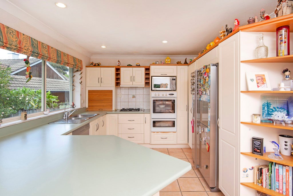 7A The Rosebowl, Sunnyhills, Auckland - Carousel 2