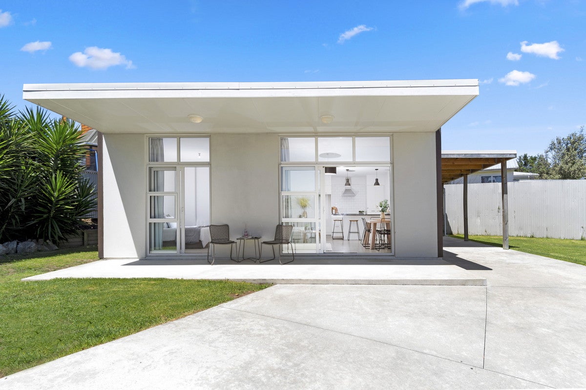 55B Sherson Street, Gate Pa, Tauranga - Carousel 1