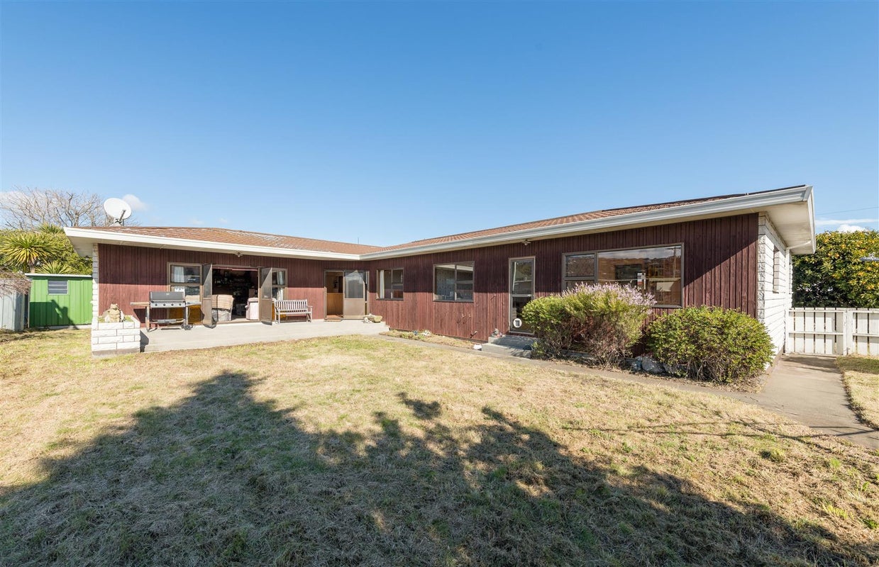 86A Golf Road, Tahunanui, Nelson - Carousel 1