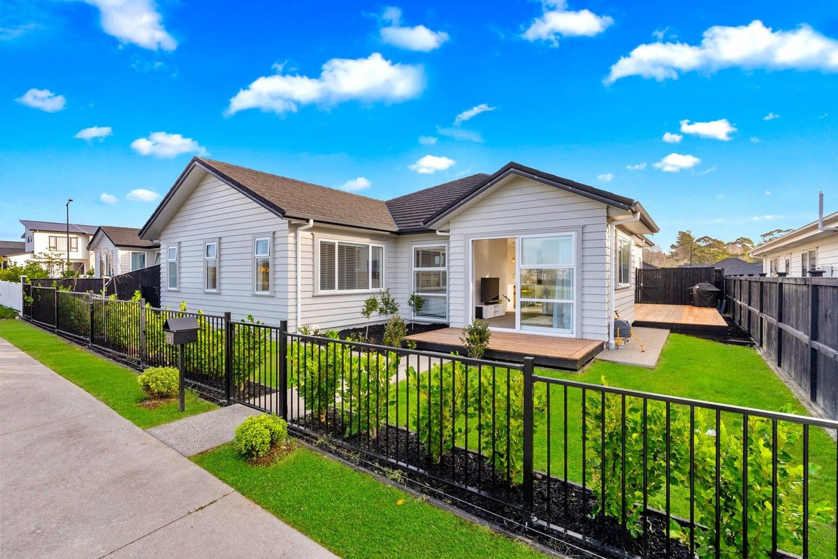73 Argent Lane, Wainui, Wainui - Carousel 14
