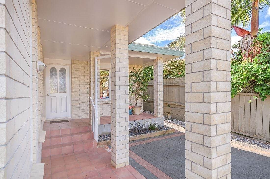 2/28 Rochester Crescent, Somerville, Auckland - Carousel 12
