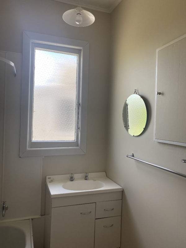 5 Winifred Street, Napier South, Napier - Carousel 8