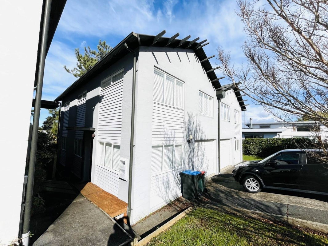 27 Pecan Place, Avondale, Auckland - Carousel 2