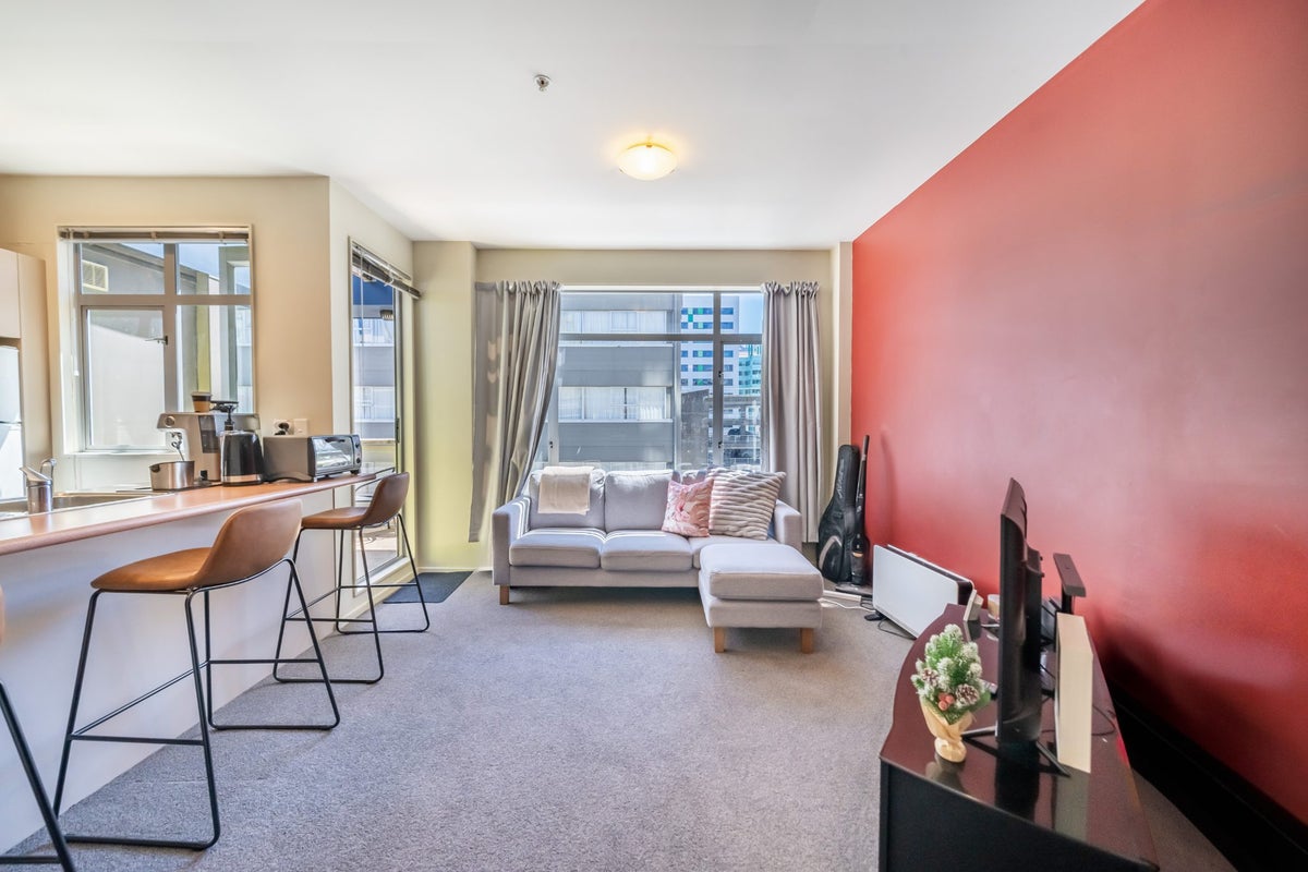 5A/115 Dixon Street, Te Aro, Wellington - Carousel 1