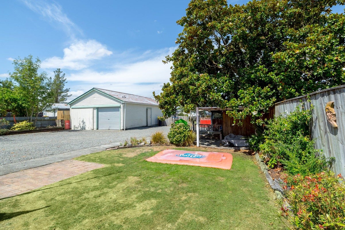 8 Raglan Street, Lansdowne, Masterton - Carousel 11