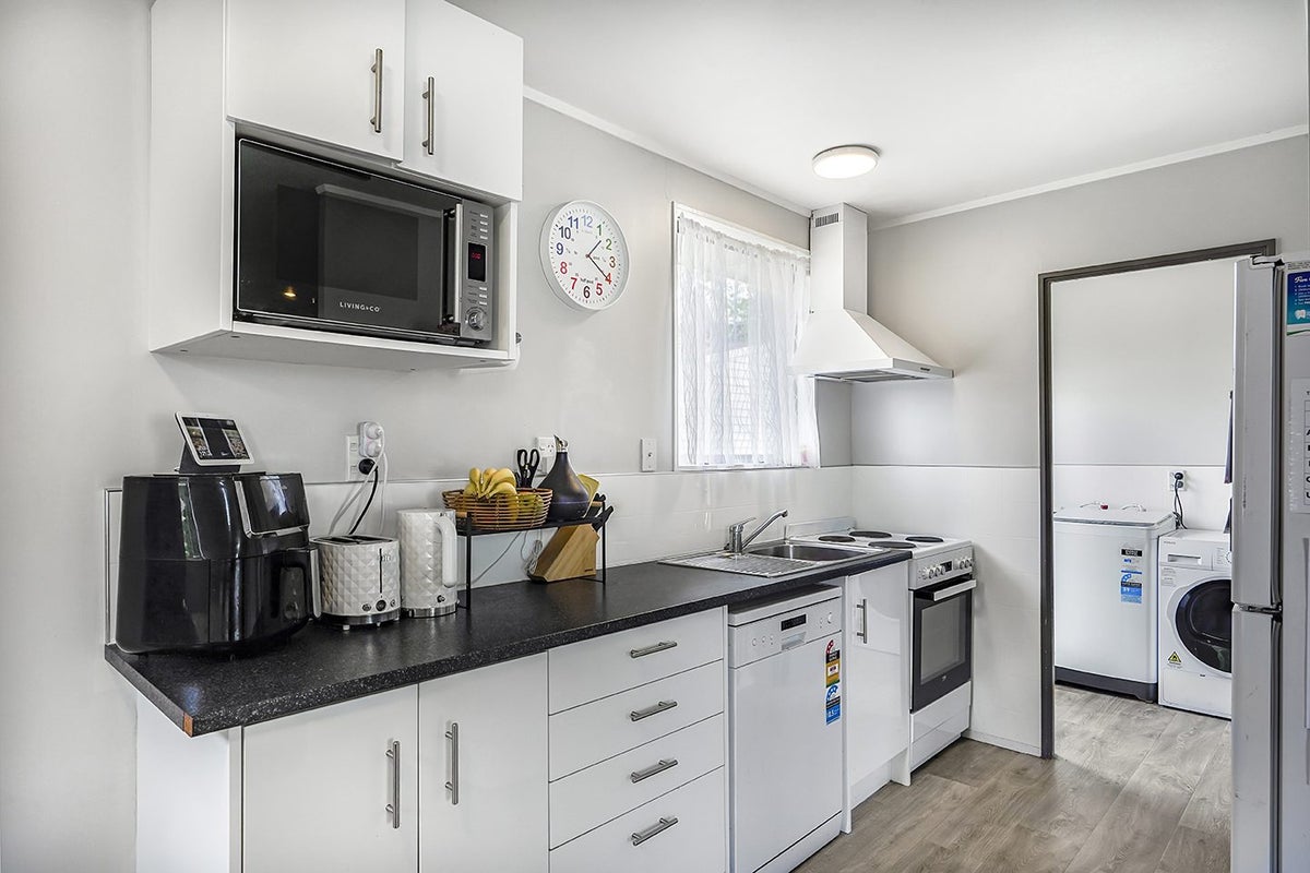 41A Winning Terrace, Dinsdale, Hamilton - Carousel 1