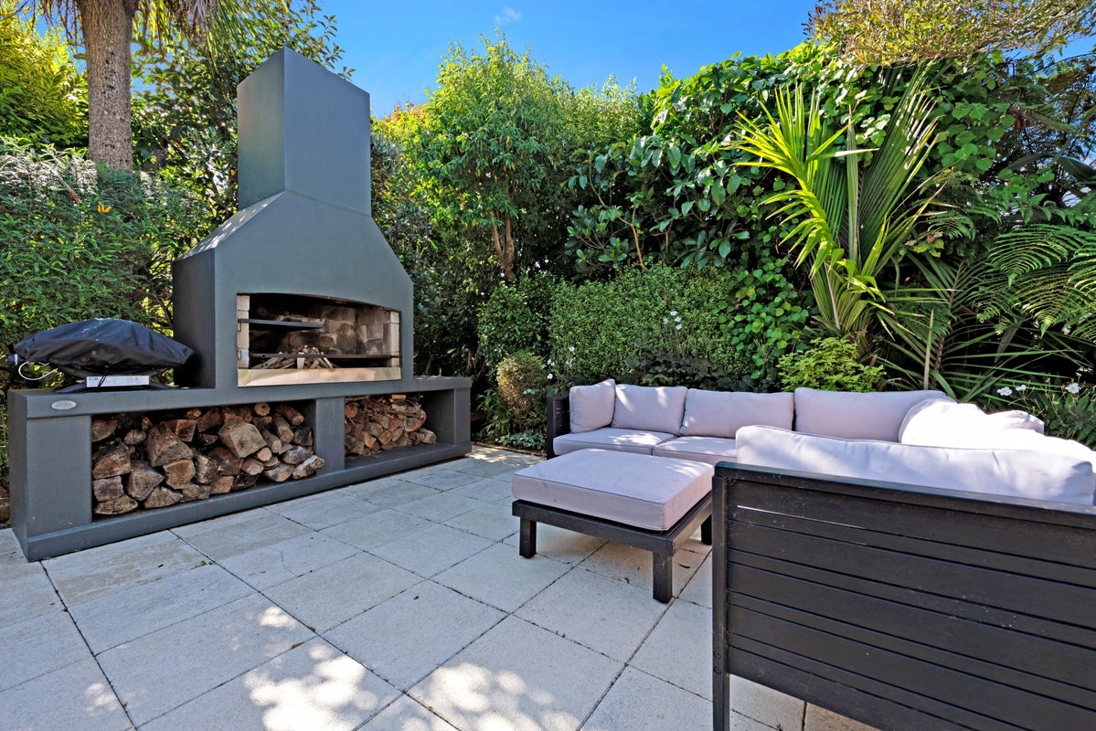 24 Marsden Avenue, Karori, Wellington - Carousel 2