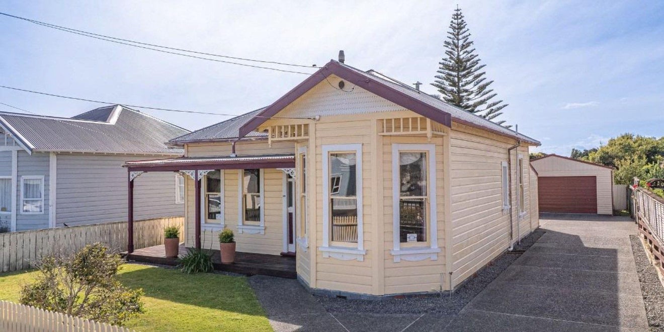 36 Tawa Street, Gonville, Whanganui - Carousel 1