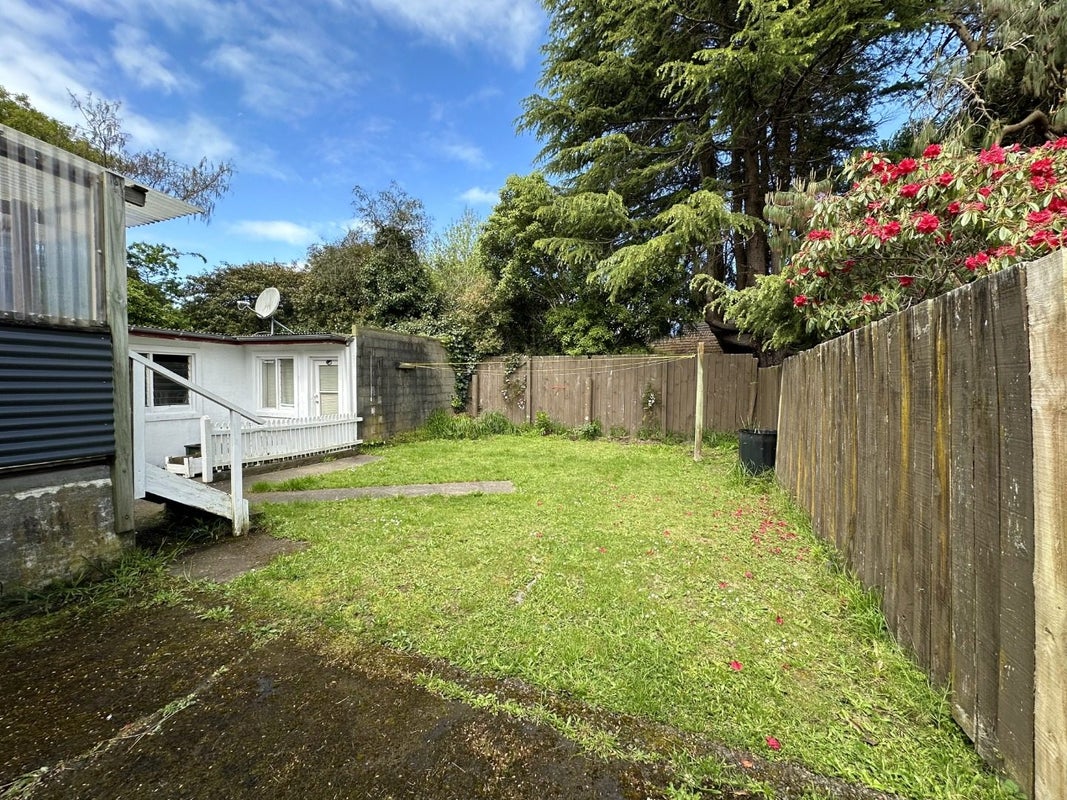 44 Clouston Park Road, Clouston Park, Upper Hutt - Carousel 15