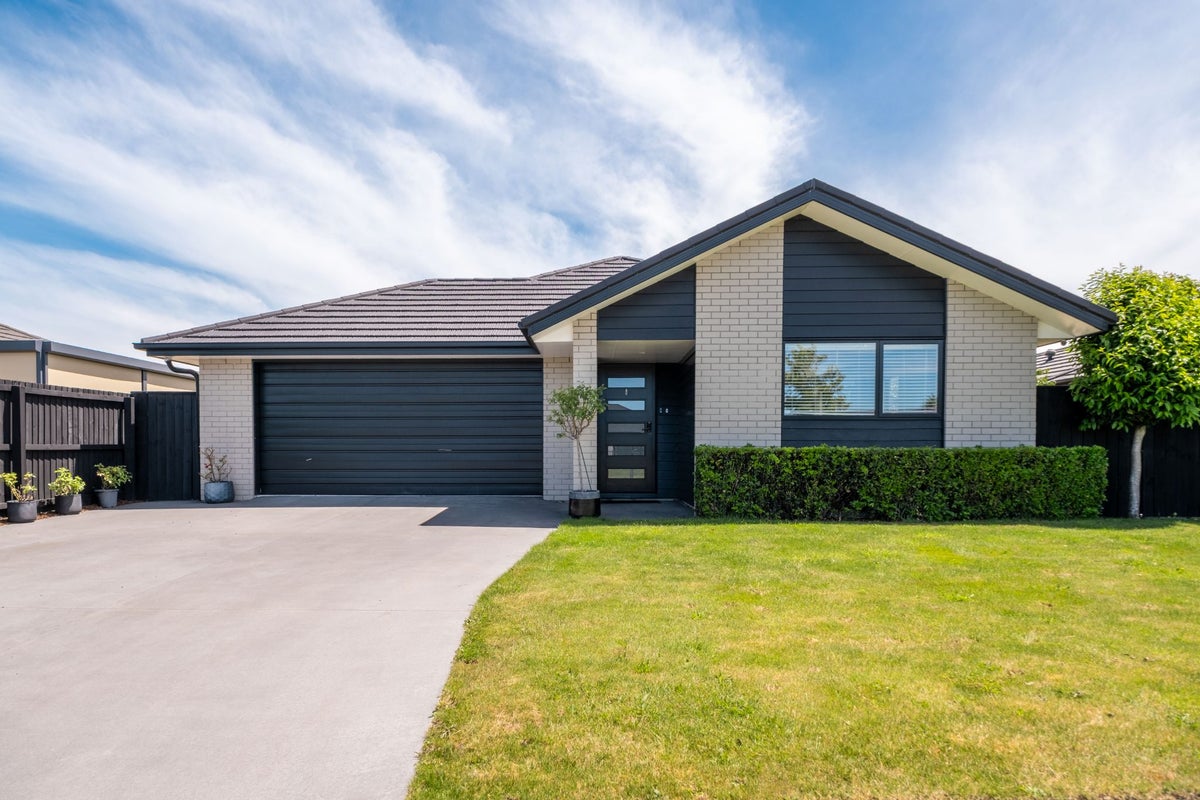 8 Merino Street, Marshland, Christchurch - Carousel 18