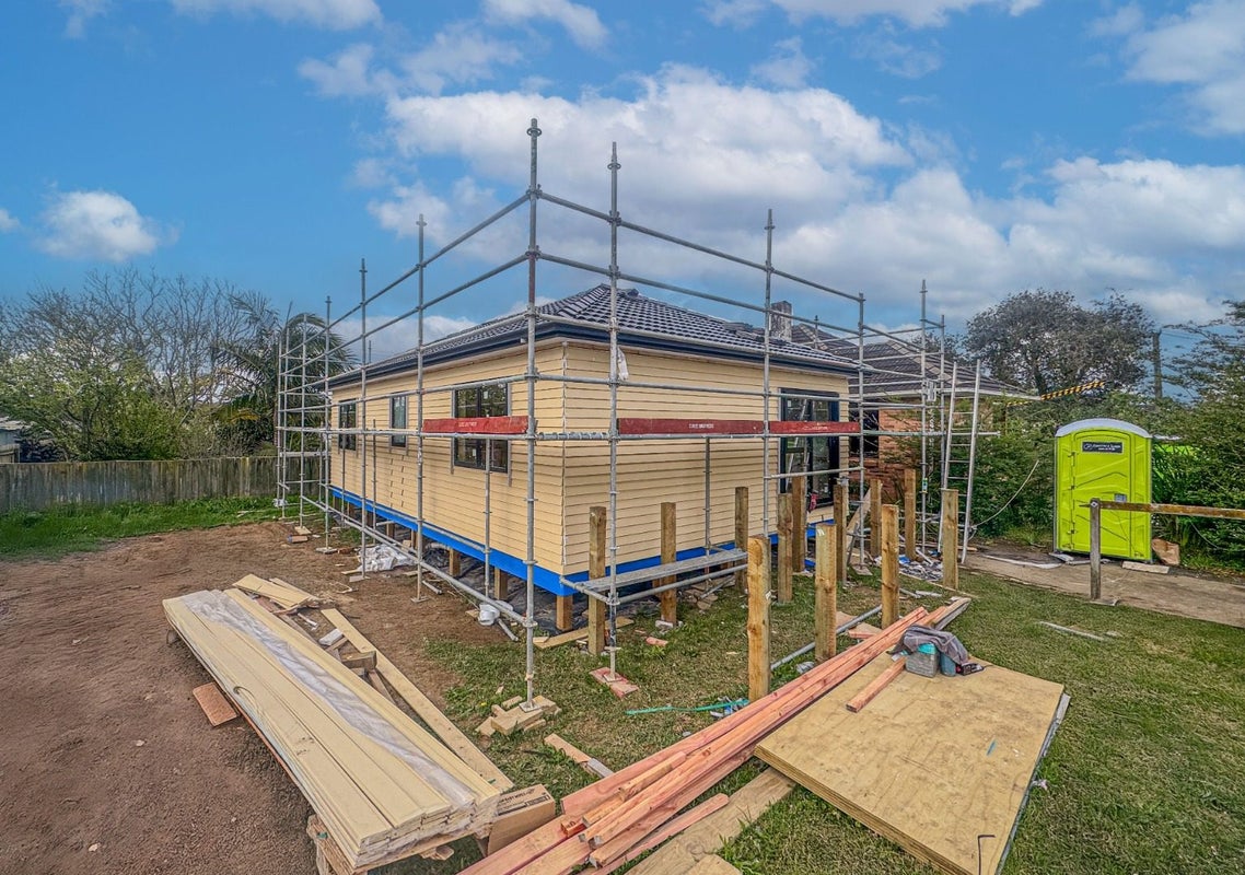 5 Natalie Place, Otara, Auckland - Carousel 2